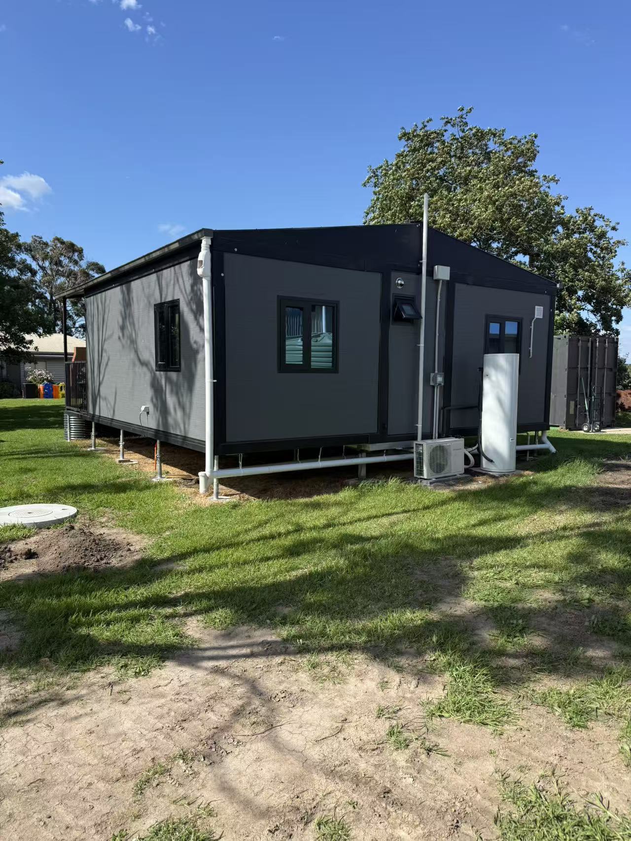 20ft Premium Container House expanded side view