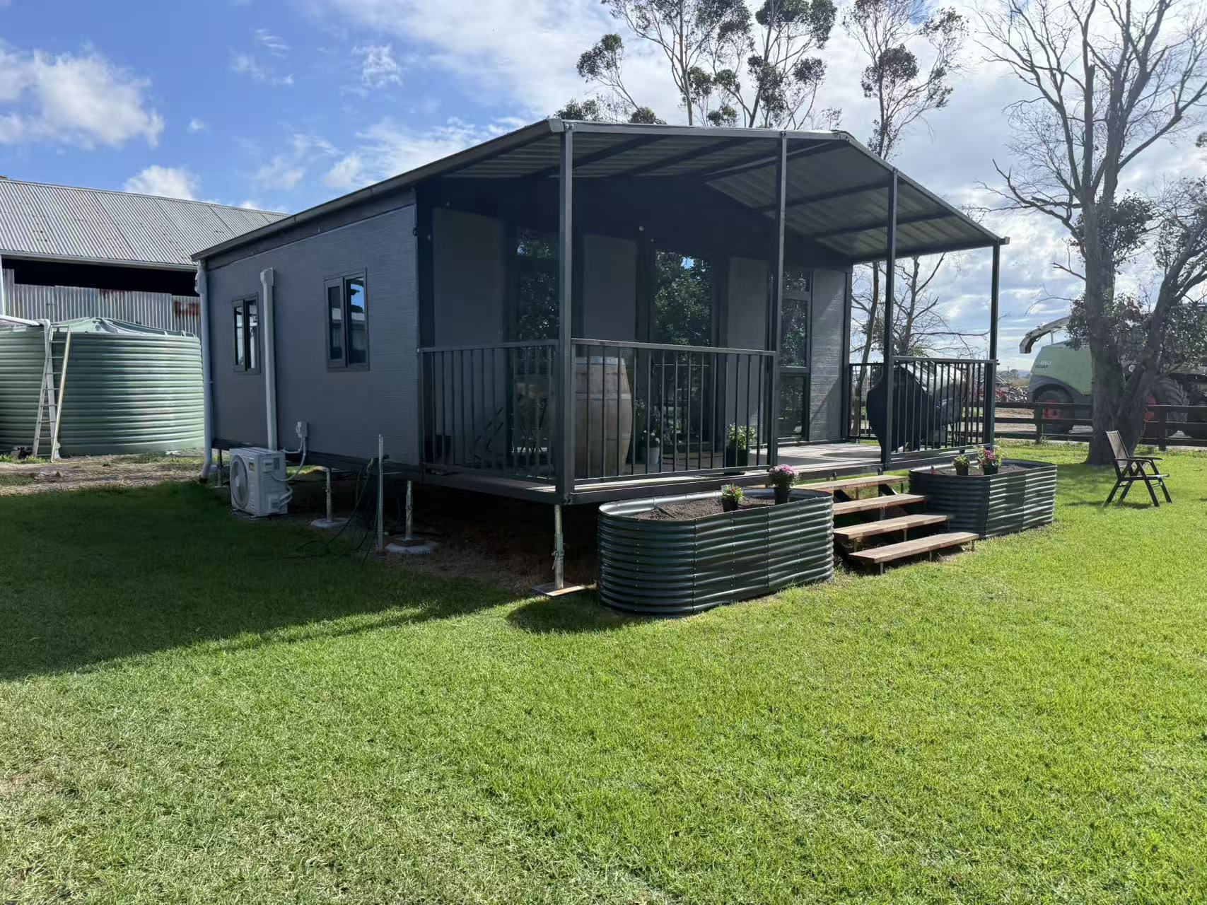 20ft Premium Container House exterior view